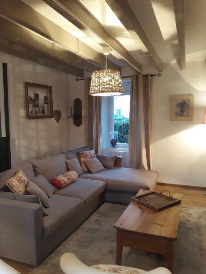 Le Gite De Sandrine Réville Exteriör bild